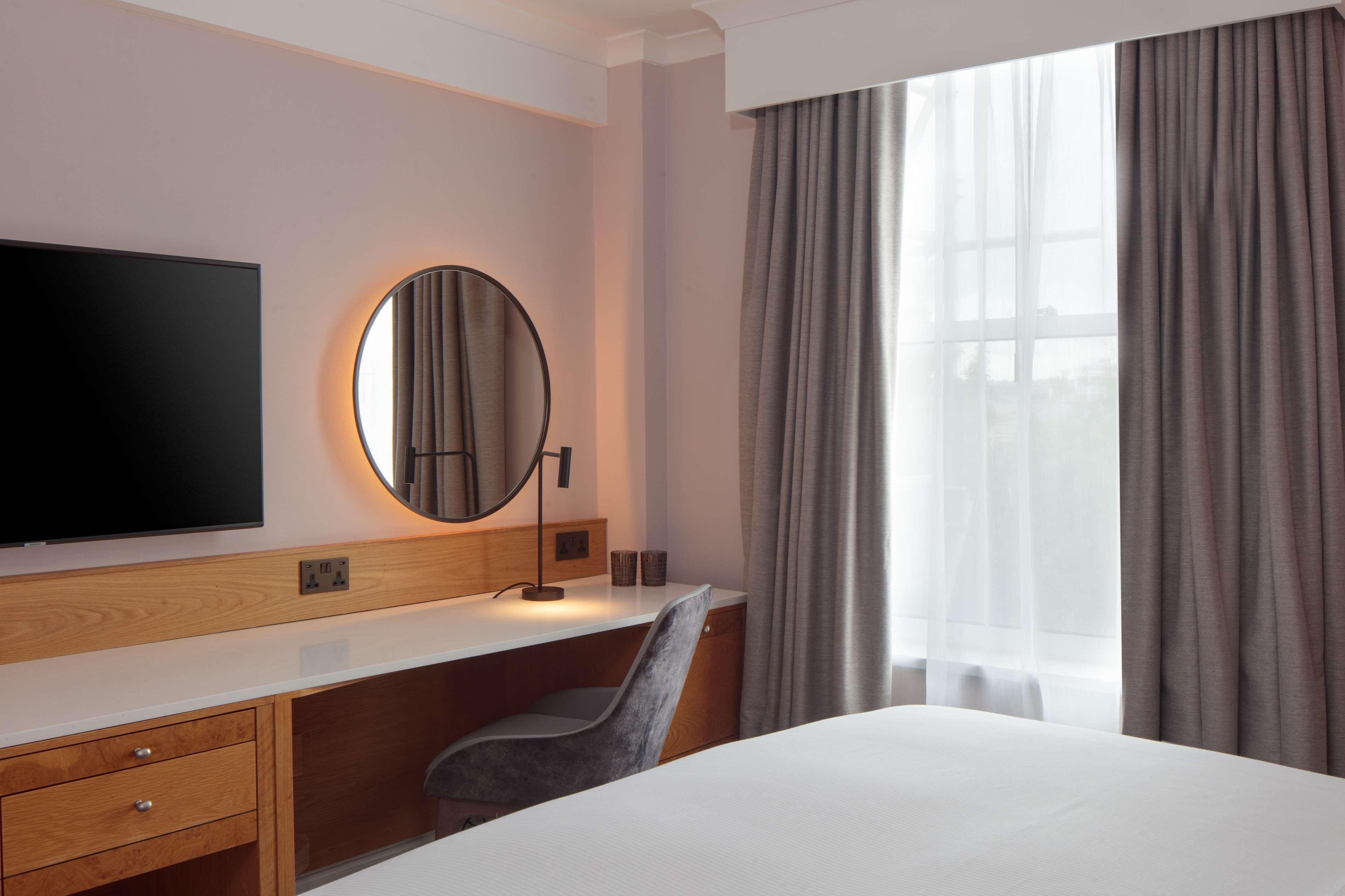 Hotel Doubletree By Hilton Bath Exteriér fotografie